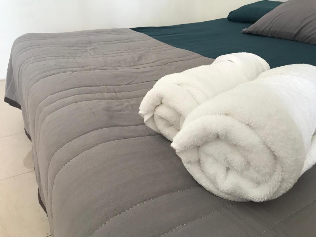 Solehah Homestay 세리 이스칸다르 외부 사진