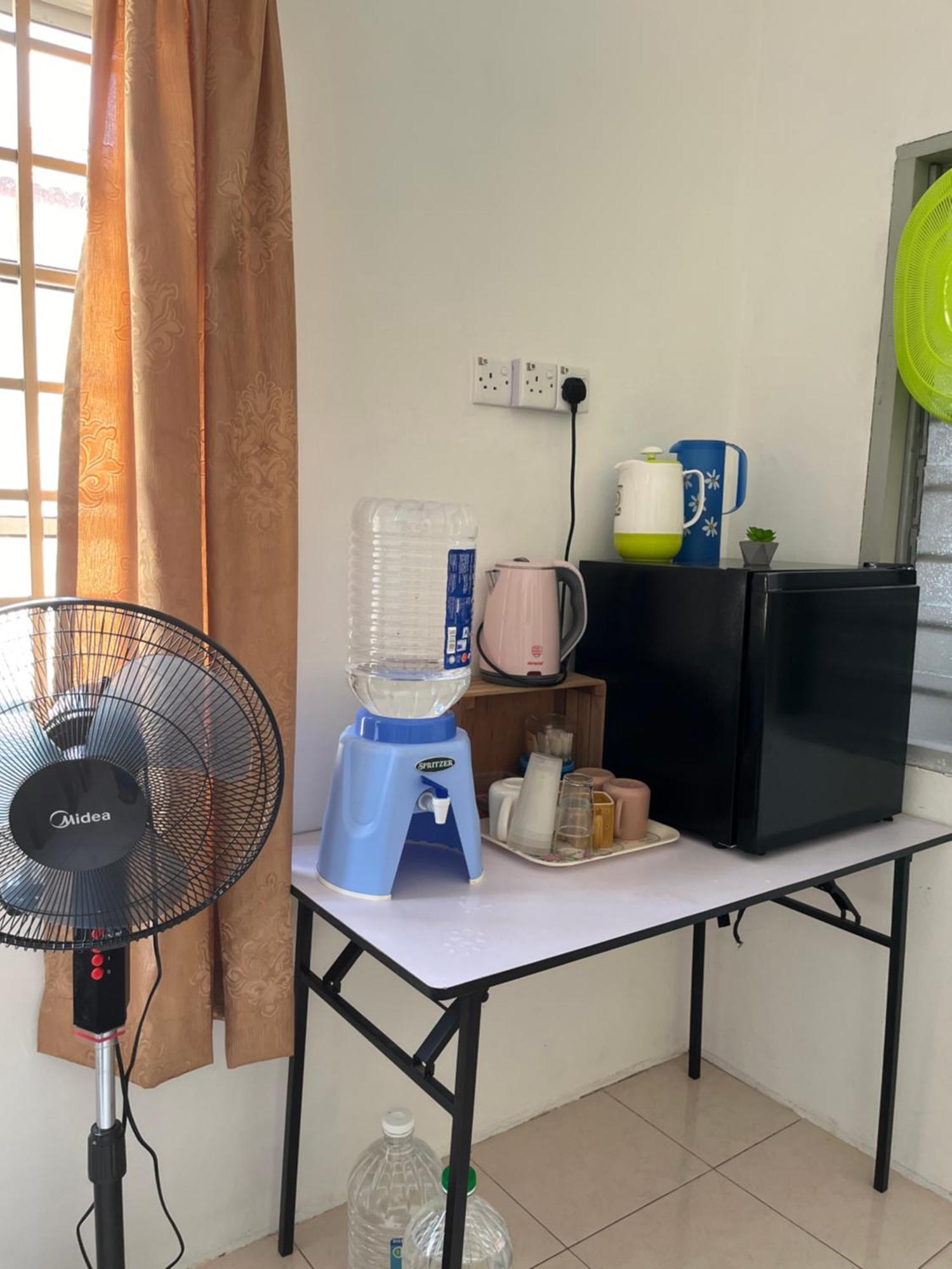 Solehah Homestay 세리 이스칸다르 외부 사진
